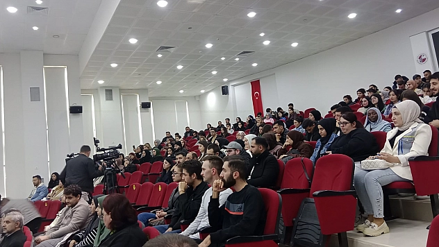 Fırat Üniversitesi'nde 'Radyo Televizyon Yayıncılığı ve Telif Hukuku' paneli düzenlendi