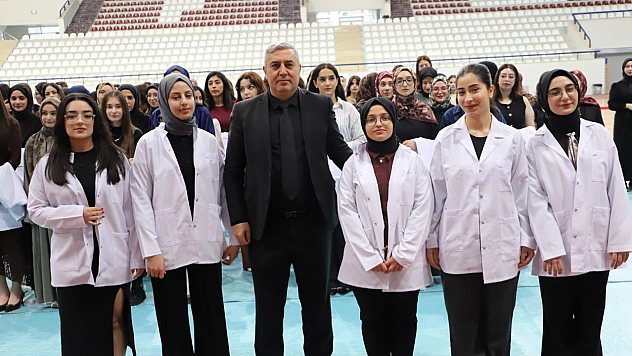 Fırat Üniversitesi Sağlık Bilimleri Fakültesinde beyaz önlük heyecanı