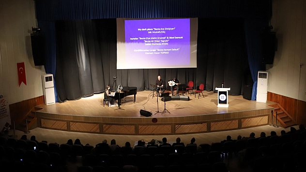 Fırat Üniversitesinde piyano eşliğinde eserler konseri düzenlendi