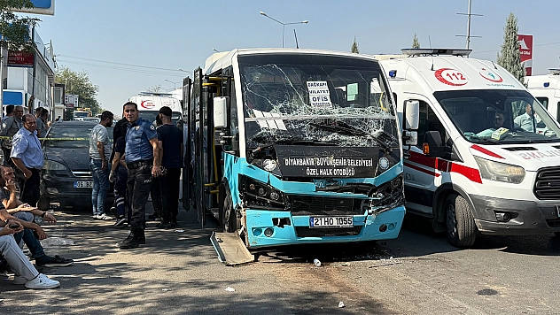 Freni boşalan otobüs dehşet saçtı: 20 yaralı