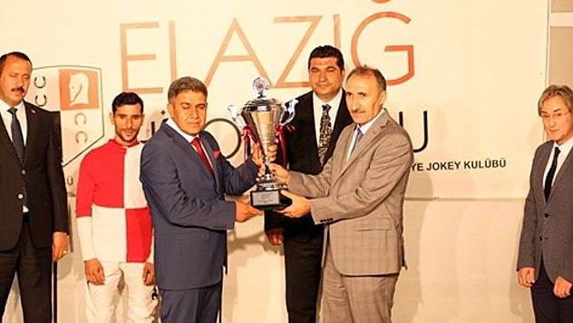 FÜ koşusunu Yutangirdap kazandı