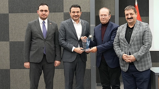 Gazeteci ve Yazar Kaplan Elazığlılarla Buluştu