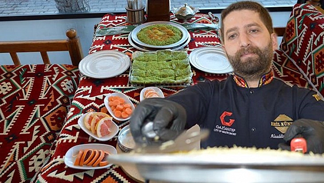 Gaziantep'ten okumaya geldi, 15 kişiye istihdam sağladı