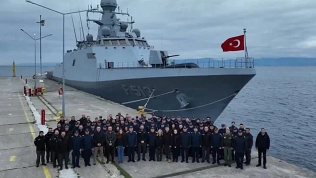 Gemisavar füzesi ATMACA'dan kara hedefine tam isabet