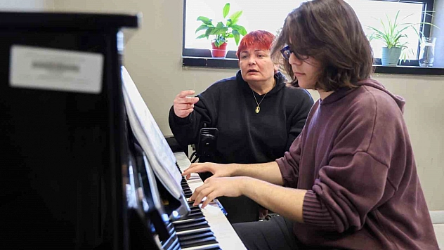 Genç piyanist dünyanın en önemli müzik okullarından birini kazandı