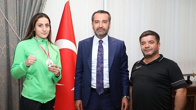 Gizem Özer'e milli davet