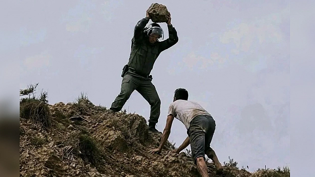 Göçmen krizinde taşlı müdahale tepki çekti