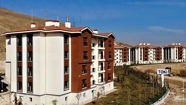 Gözeli, Cevizdere, Uzuntarla, Muratcık Köyleri İle Baskil'de Kuraları Çekilen Konutların Teslim Tarihleri Açıklandı