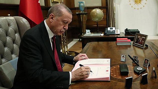 Grev kararı Cumhurbaşkanı kararıyla 60 gün ertelendi