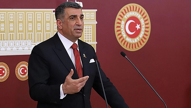 Gürsel Erol: 'Elazığ havalimanı bölgenin kapısıdır, uçuş saatleri yeniden düzenlenmeli'