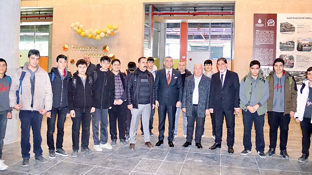 Gürsel Erol, Gazi MTAL'de Okul Yönetimi ve öğrencilerle buluştu