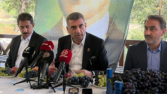 Gürsel Erol Sedeftepe'de üreticinin sorunlarını gündeme taşıdı