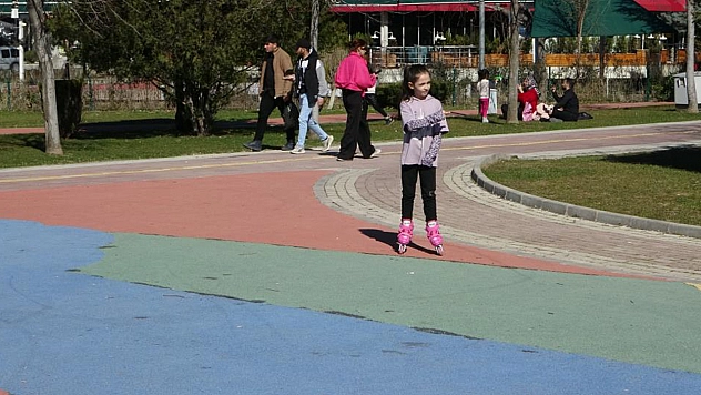 Güzel Hava Kışı Unutturdu