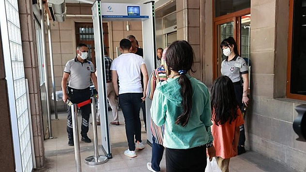 Hastanelerde 'Kapı Güvenlik Sistemleri' kurulmaya başlandı