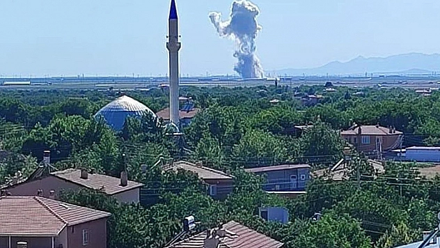 Havai fişek fabrikasında patlama: 1 Ölü, 1 yaralı