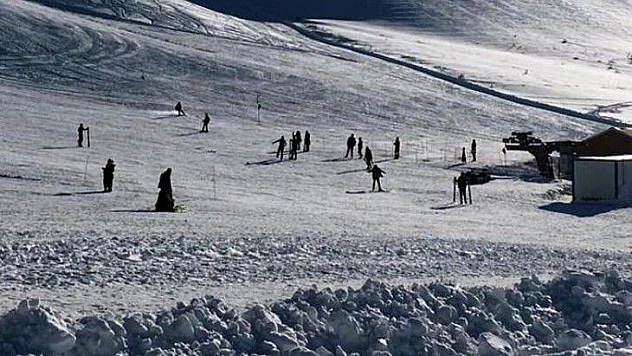 Hazarbaba kayak severleri bekliyor