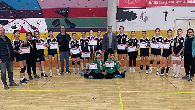 Hentbol Bölge Şampiyonası Elazığ'da tamamlandı