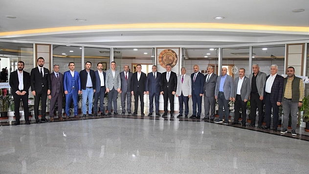 Hizmet için birlikte istişare ile çalışma vurgusu