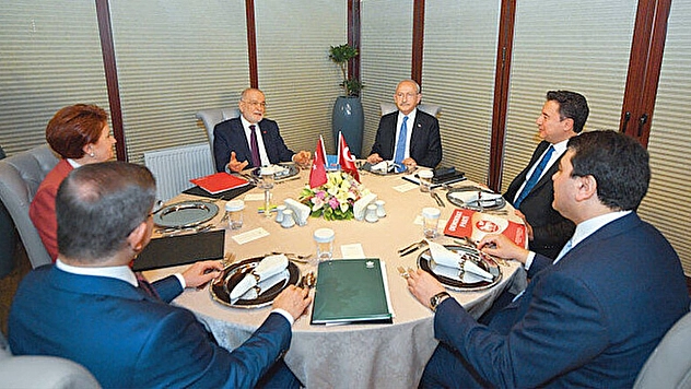 'Hoş Geldin Kaos' Partileri