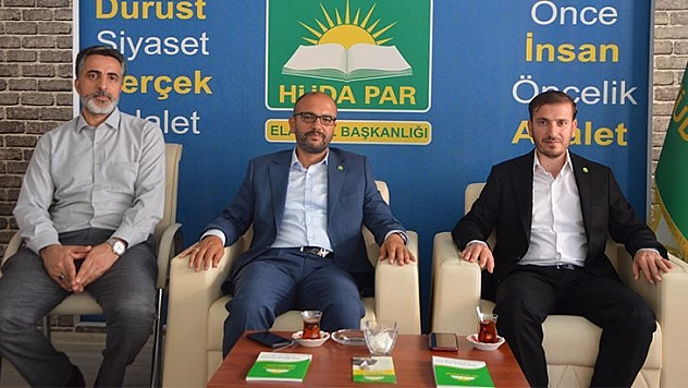 HÜDA PAR Elazığ İl Başkanlığında Bayramlaşma Programı Düzenlendi