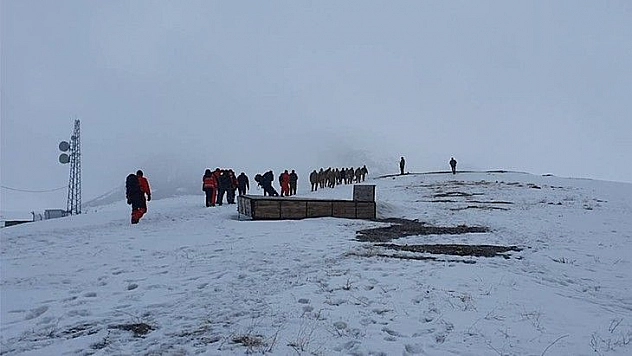 İçimiz Rahat Değil...