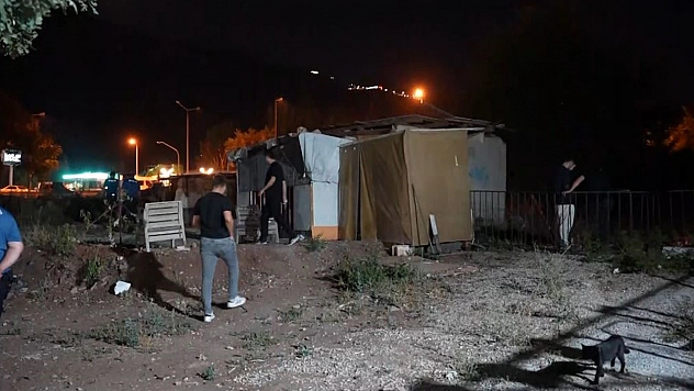 İki grup arasındaki kavga kanlı bitti