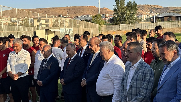İl protokolünden Elazığspor'a yeni sezon öncesi destek ziyareti
