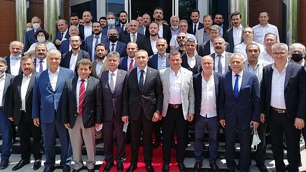 İMKON'da Tellioğlu yeniden güven tazeledi