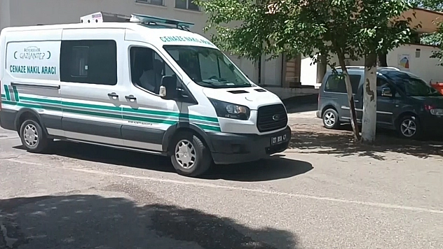İnşaattan Düşen Usta 34 Günlük Yaşam Mücadelesini Kaybetti
