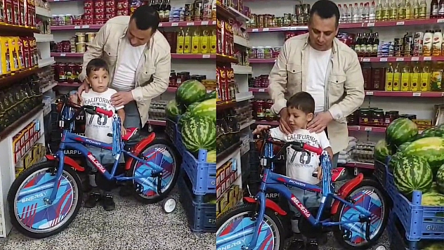 İsrail Ürünlerine Tepki Gösteren 5 Yaşındaki Mahir'e Milletvekili Keleş'ten Hediye