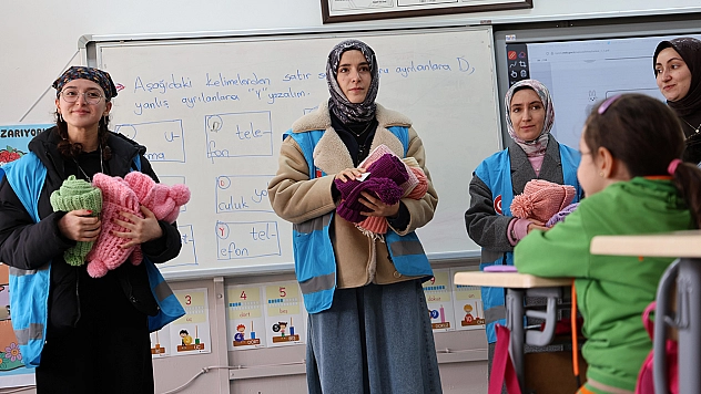 İstanbul'dan Elazığ'a 'Isıtan Eller' projesi ile gönül köprüsü