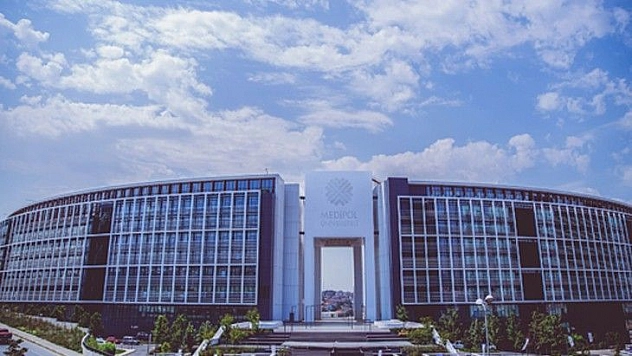 İstanbul Medipol Üniversitesi 9 Öğretim Görevlisi ve Araştırma Görevlisi alıyor