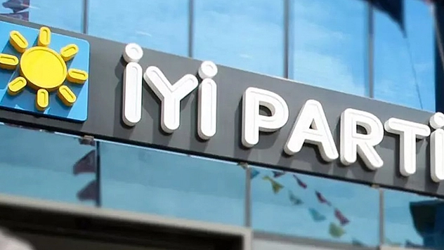İYİ Parti'den Ayrılanlarla İlgili Açıklama