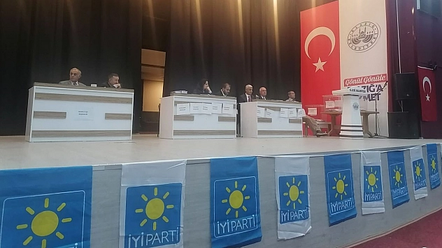 İYİ Parti Kongre Sürecini Başlattı, Açıklama Şaşırttı