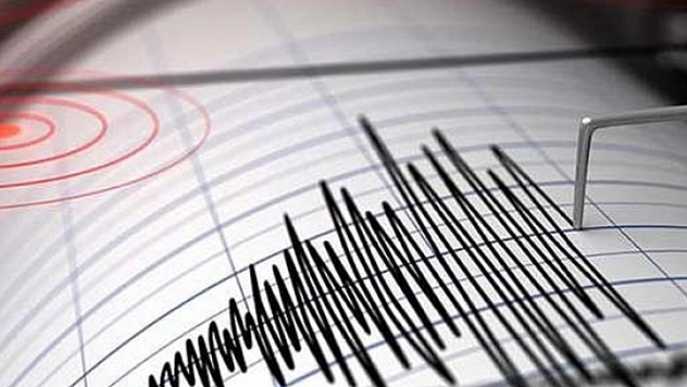 İzmir'de deprem!