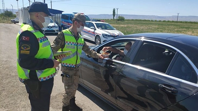 Jandarmadan şeker tadında etkinlik