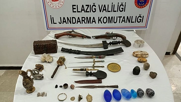 Jandarmadan Tarihi Eser Operasyonu: 102 Obje Ele Geçirildi