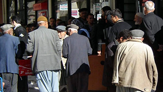 Kademeli emeklilik geliyor mu? 2025 için beklenen yeni model