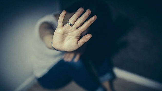 Kadın derneklerinin kadın istismarı