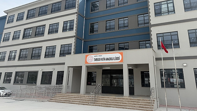 Kahramanmaraş'tan sonra Mersin'de de bir lise öğrencisi silahla yakalandı