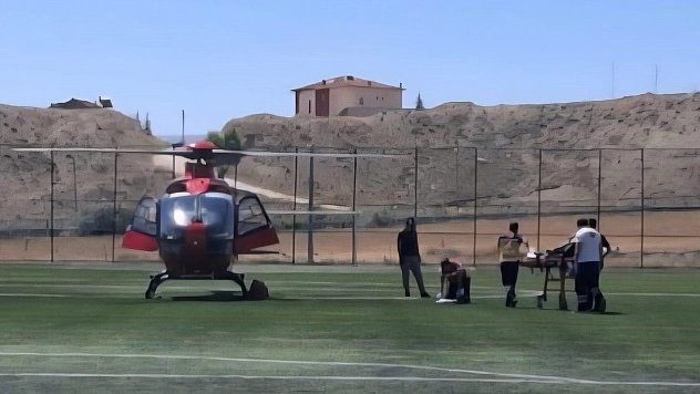 Kalp krizi geçiren hasta hava ambulansı ile Malatya'ya sevk edildi