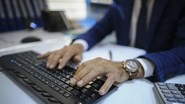 Kamu çalışanlarına bayram sonrası ödeme yapılacak