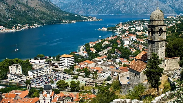 Karadağ'dan Türkiye'ye veto: Vizesiz girişleri askıya aldı