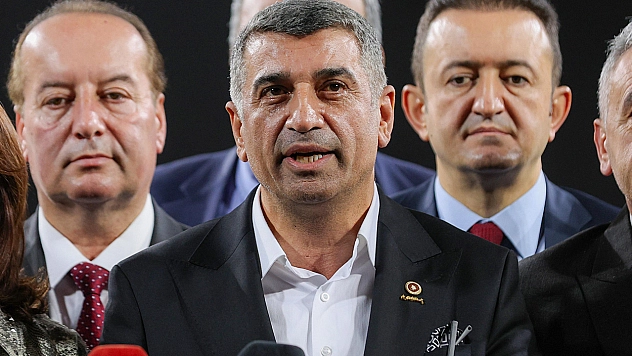 Karataş: 'Zor olanı seçti, zor olanı başardı, yine başaracak'