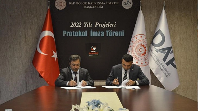 'Keban İlçe Halk Kütüphanesi Yenileme Projesi' Protokolü İmzalandı 