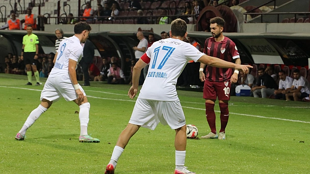 Kendi evimizde yüzümüz gülmüyor: Elazığspor yine 1 puana razı oldu