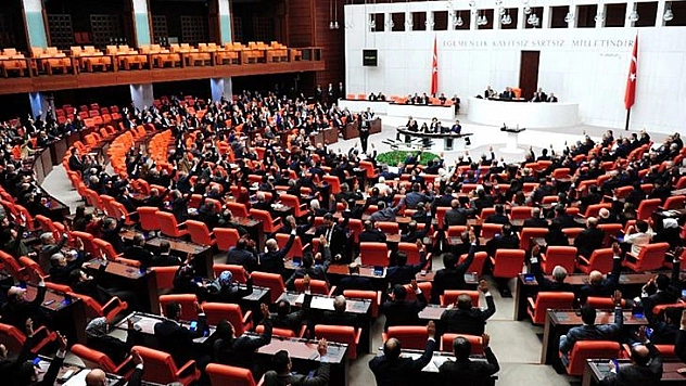 Keşke Vekiller Anlatmasa…