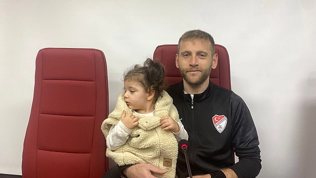 Kırığına rağmen sahadaydı: Halil İbrahim Sönmez'den Play-Off mesajı