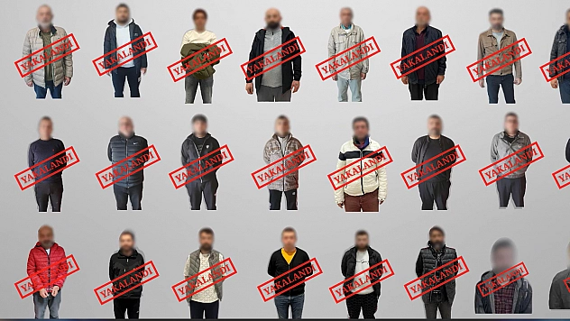 Kırmızı Bültenle aranan 40 suçlu Türkiye'ye getirildi