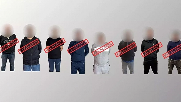 Kırmızı bültenle aranan 8 suçlu Türkiye'ye iade edildi